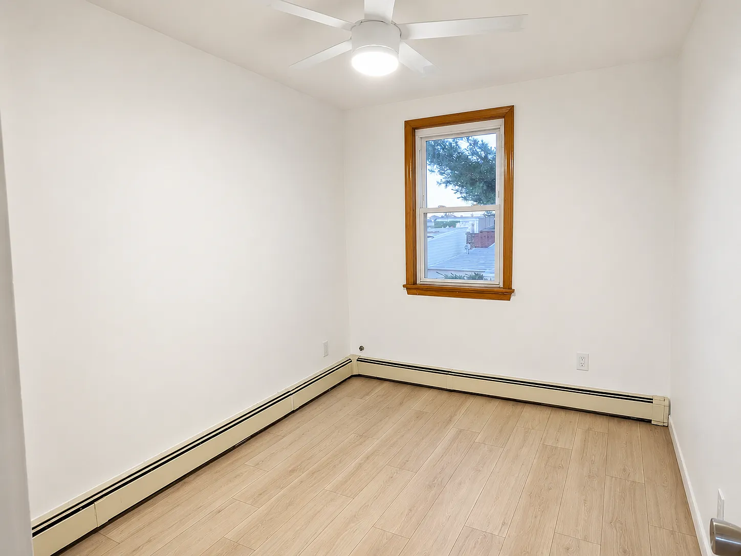 2 bed, 600 sqft, $1,855 — Photo 4