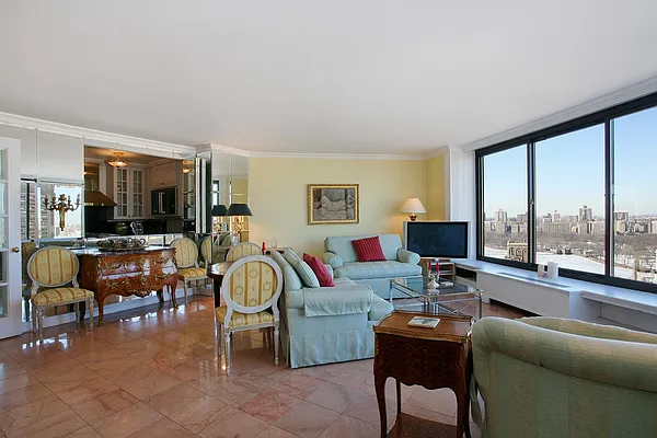 Sold by Corcoran | media 10