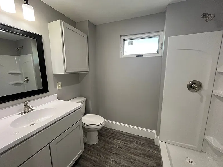 224 James Ave — Photo 44