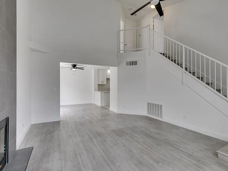 8449 Blue Island Ave — Photo 8