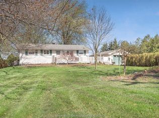 9543 Longwoods Rd, Chatham Kent, ON N7M 5J7