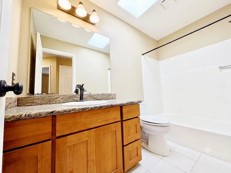 17147 Warren Ct — Photo 28