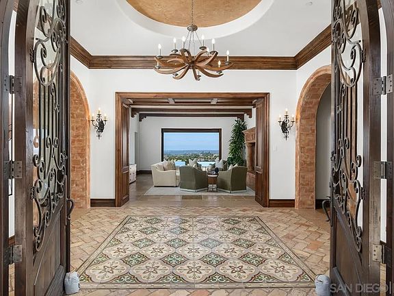 2nd image of 7954 Entrada De Luz E
