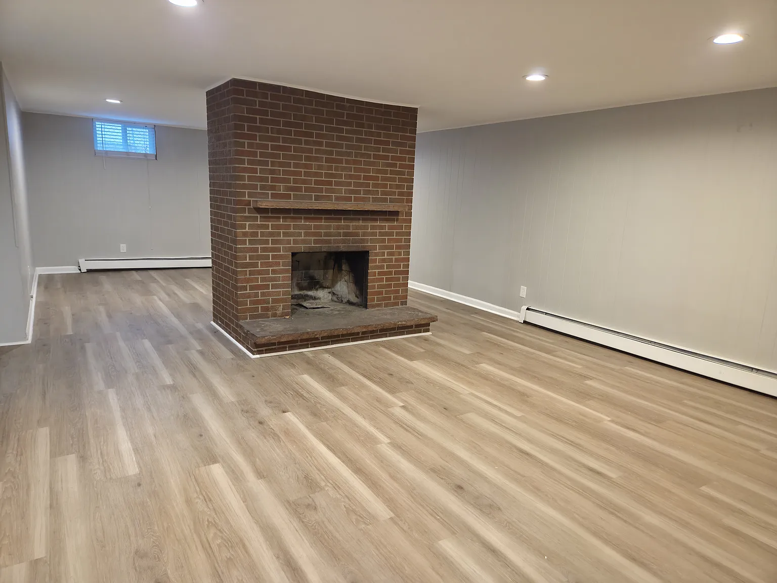 3 bed, 1700 sqft, $2,400 — Photo 2