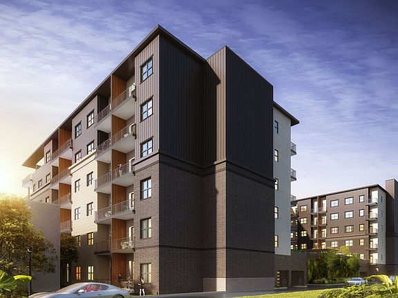 2nd image of 1827 N Meridian St #44cdd6cbf