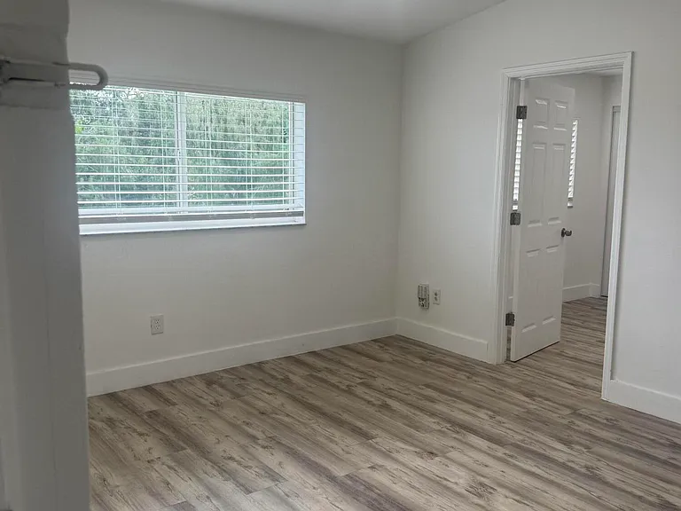 3610 N 56th Ave #226 — Photo 2