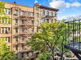 19-21 Grove St #4A, New York, NY 10014