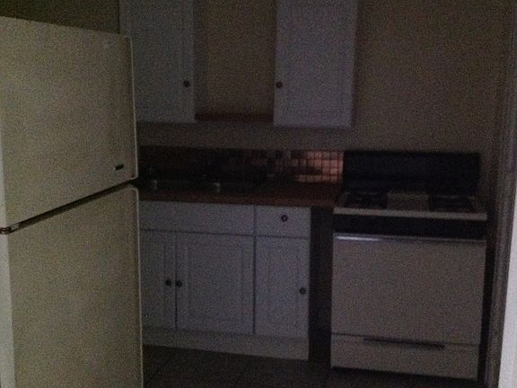 4th image of 2532 Highland Ave APT 3