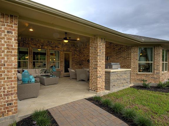 3rd image of 162 Arrowhead Ln