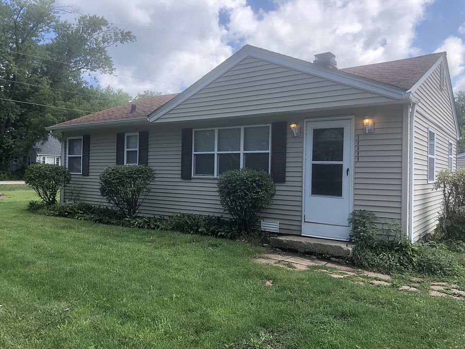 1st image of 38689 N Cedar Dr
