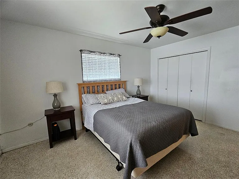 1703 Amhurst Cir — Photo 24