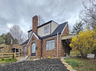 1103 Sunset Dr, Fairmont, WV