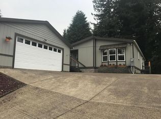 929 SE Loren Ln, Toledo, OR 97391
