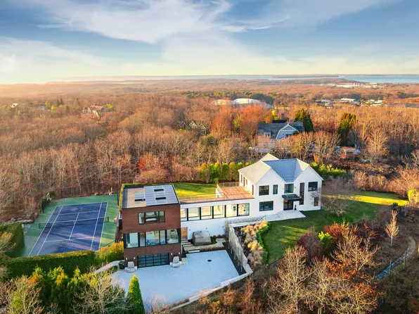 47 Wireless Way, Southampton, NY 11968