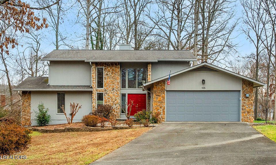 1st image of 135 Inata Cir