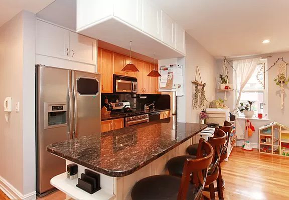 5th image of 67-14 108th St APT 1B
