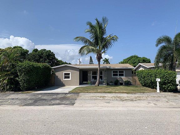 5th image of 707 W Broward St