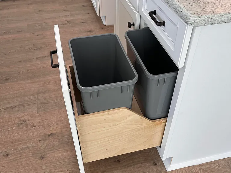 3842 W Wilson St — Photo 15