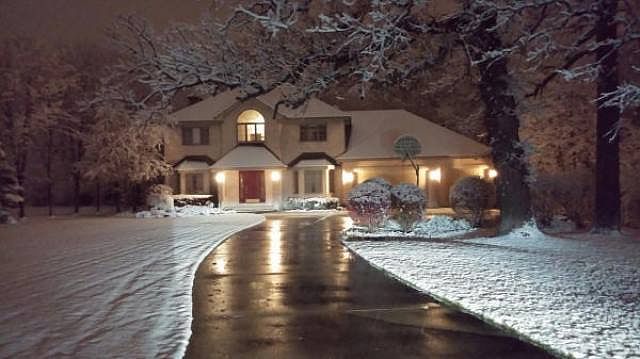 2nd image of 6N242 Circle Ave