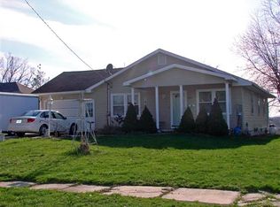 407 N Fulton St, Edina, MO 63537