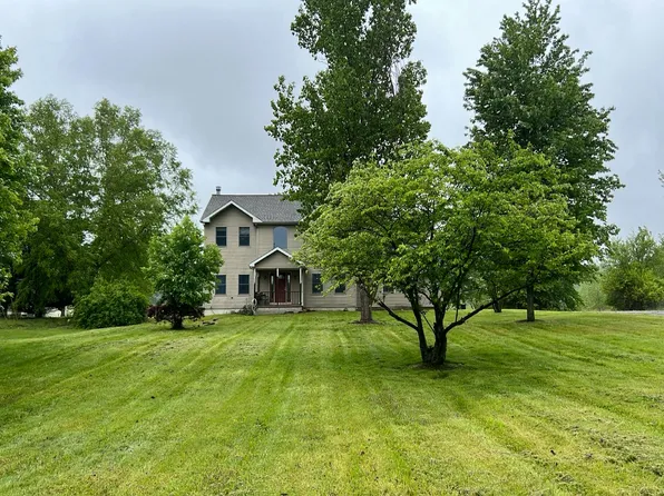 23780 Carleton West Rd, Belleville, MI 48111