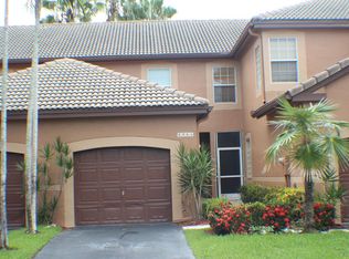 1564 Veracruz Ln, Weston, FL 33327
