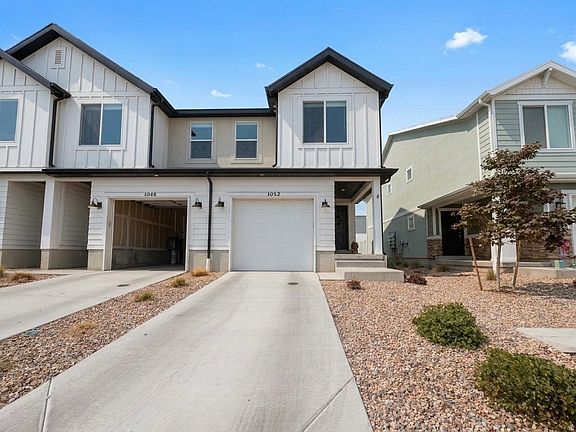 2nd image of 1052 E Scuttlebutt Ln