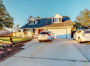251 Joannie Way, Vista, CA 92083