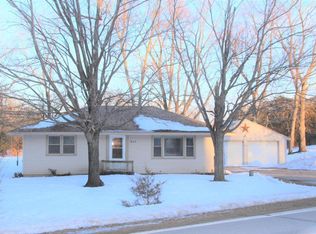 311 S Spring St, Rock Falls, IA 50467
