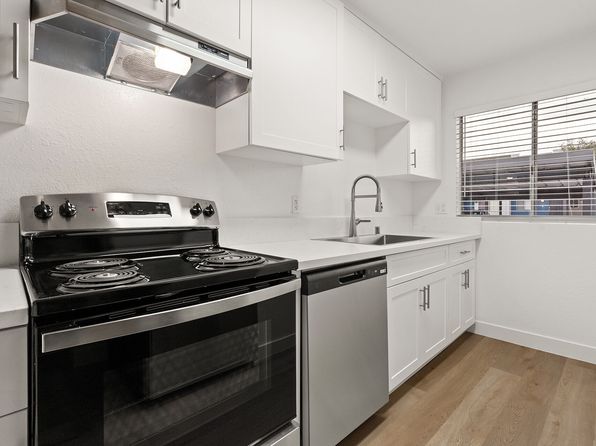325 E Bradley Ave #101