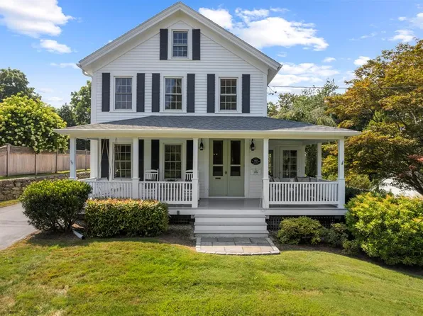 22 School St, Mystic, CT 06355