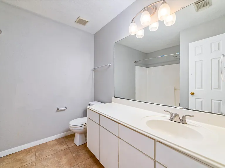 10810 Meadow Walk Ln — Photo 13