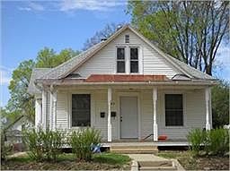 1st image of 915 S Helen St
