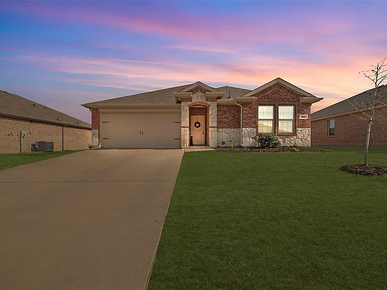504 Silo Cir — Photo 13