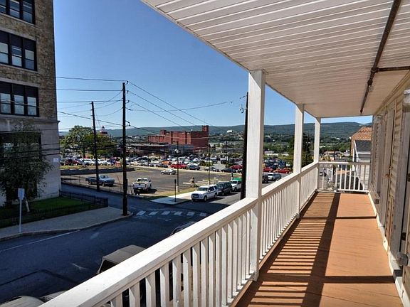 3rd image of 523 E Gibson St #2
