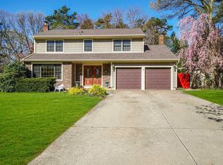 15 Jamor Ct, Nesconset, NY 11767