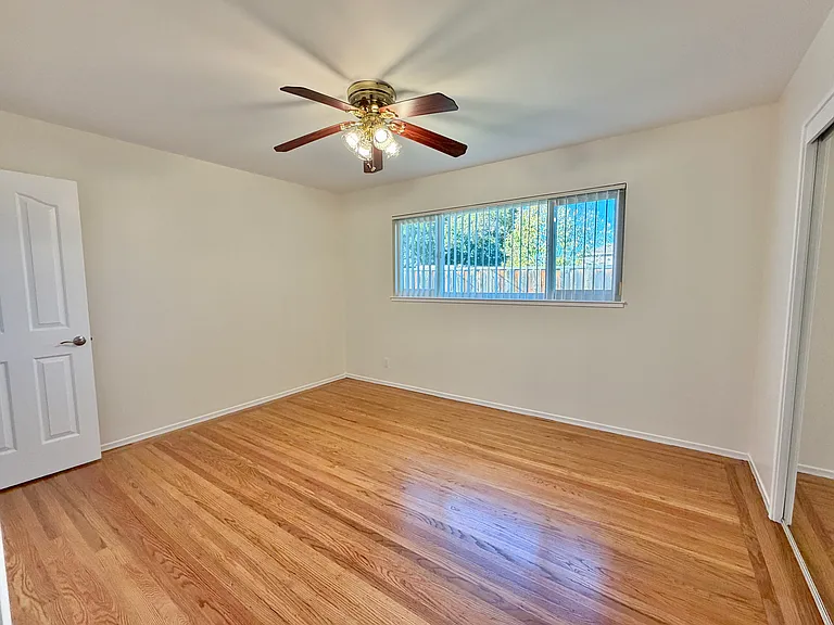 1001 Cambridge Ave — Photo 9