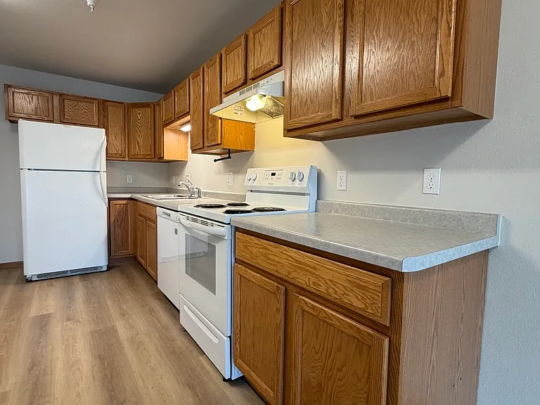 6604 Elmwood Ave #108 — Photo 3