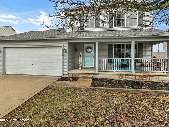 3rd image of 2634 Fernwood Ave