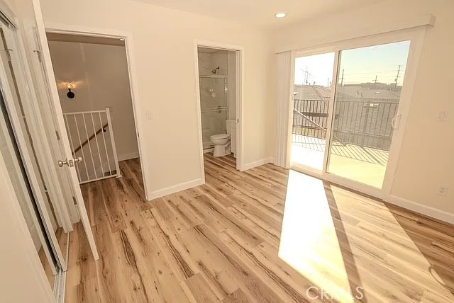3 bed, 2.5 bath, 700 sqft, $4,000 — Photo 3