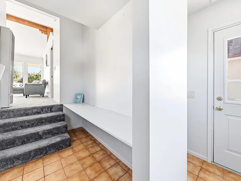 2104 E Ocean Blvd — Photo 22