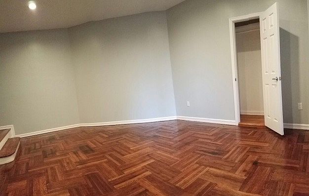 1st image of 670 Rogers Ave #1A