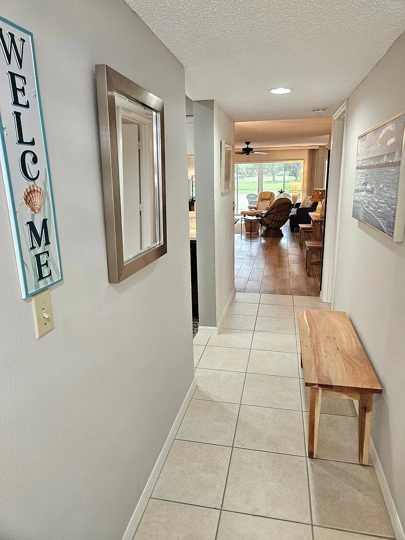 Annual Furnished or Seasonal Short-Term Charming First-Floor Condo in Plantation Golf and Country... — Photo 4