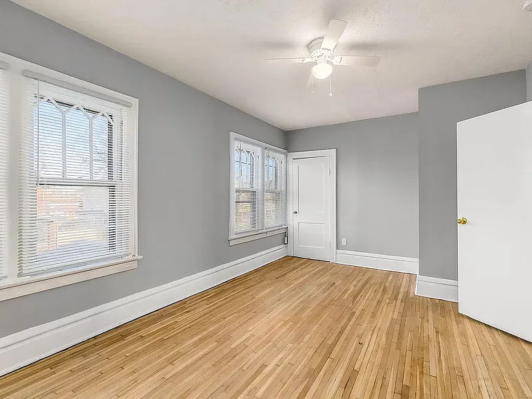 737 Bedford Ave — Photo 11
