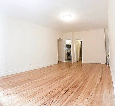 4th image of 155 E 96th St #1E