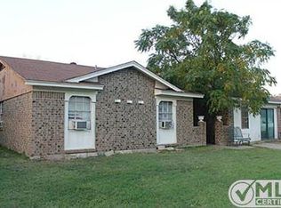 432 Edwards Dr, Saginaw, TX 76179