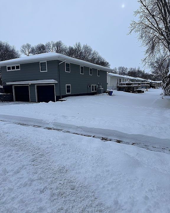 1st image of 301 7th Ave SE