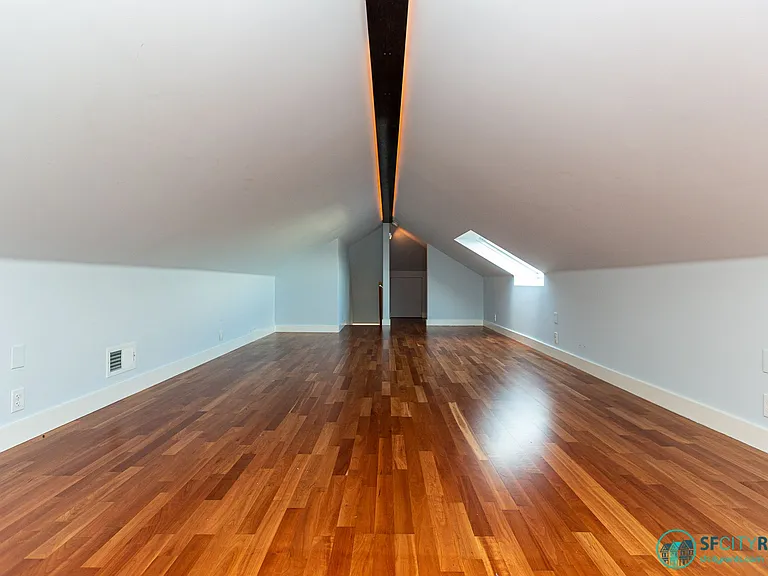 339 Texas St — Photo 19