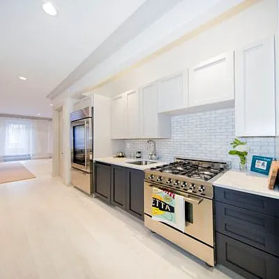 Rented by Icon Realty Management | media 31