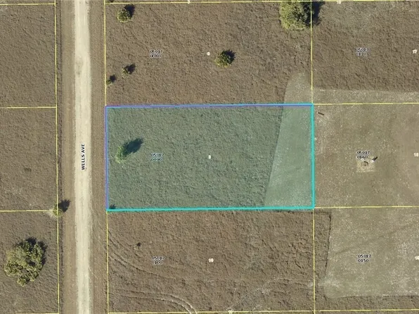 1706 Wells Ave, Lehigh Acres, FL 33972